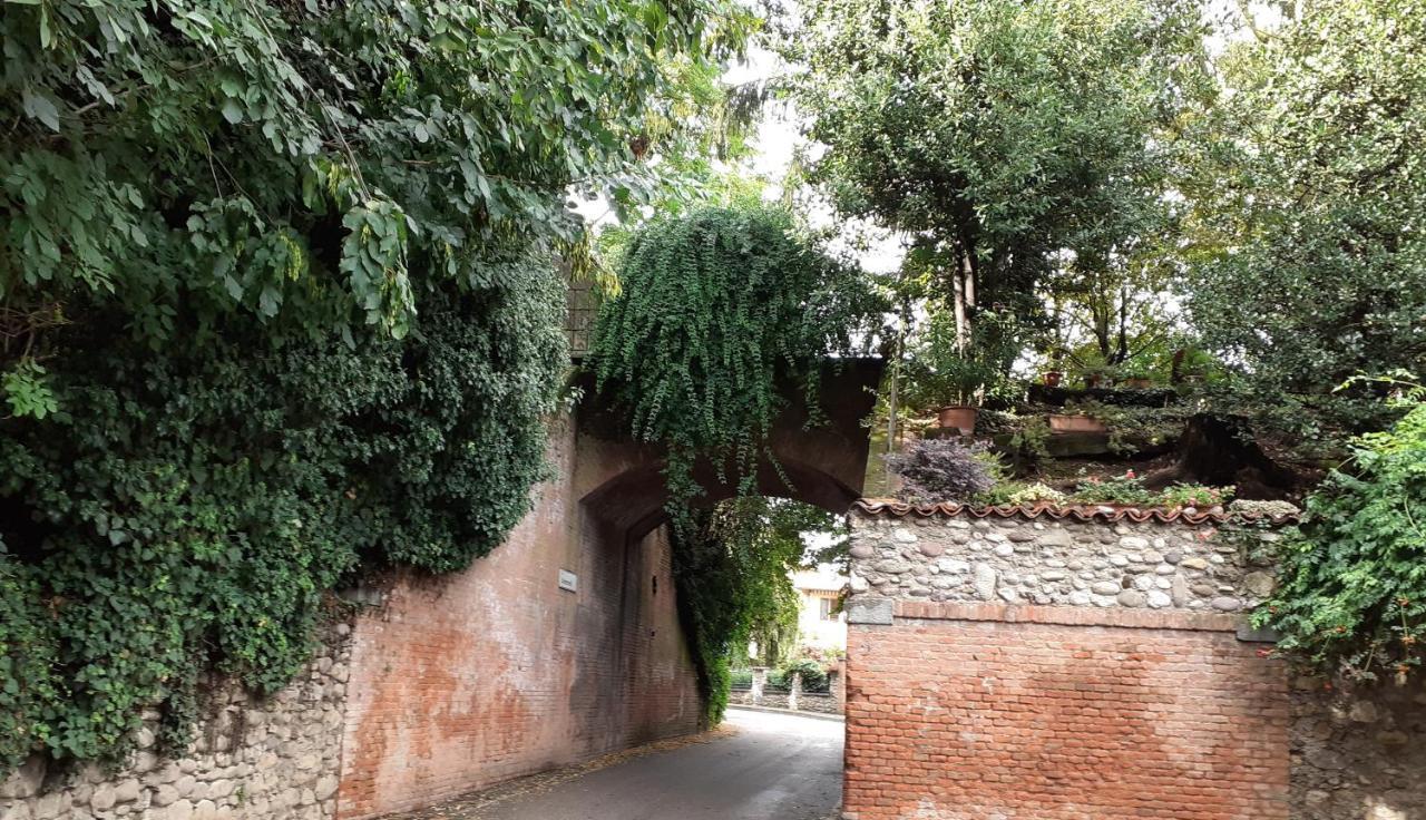 Vicolo Del Nido B&B Paderno Franciacorta Exterior photo